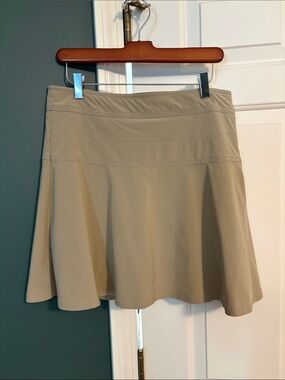 Athleta Beige Circle Skirt with built in shorts underneath